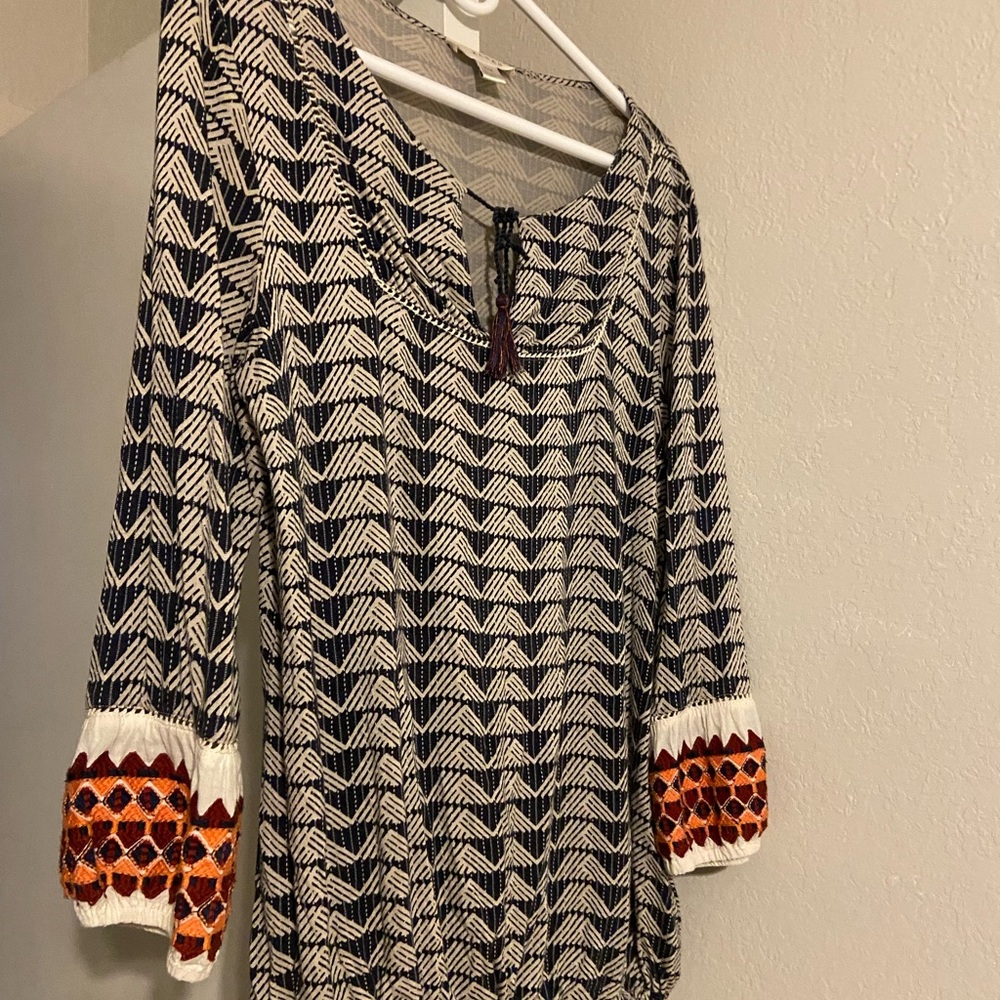 Kenar Beige and Black Patterned Top